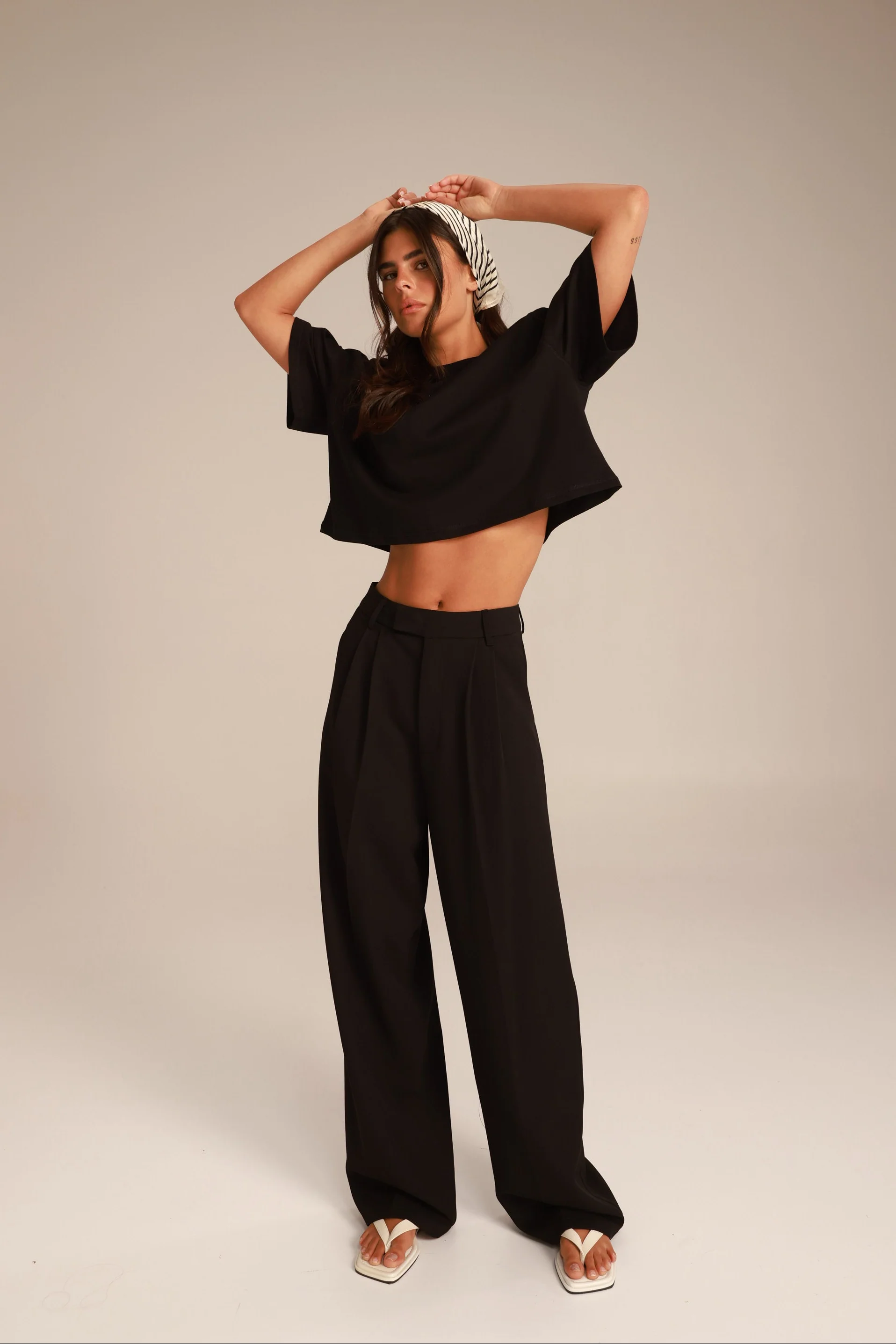 מכנסי דייזי שחורים - Image 6