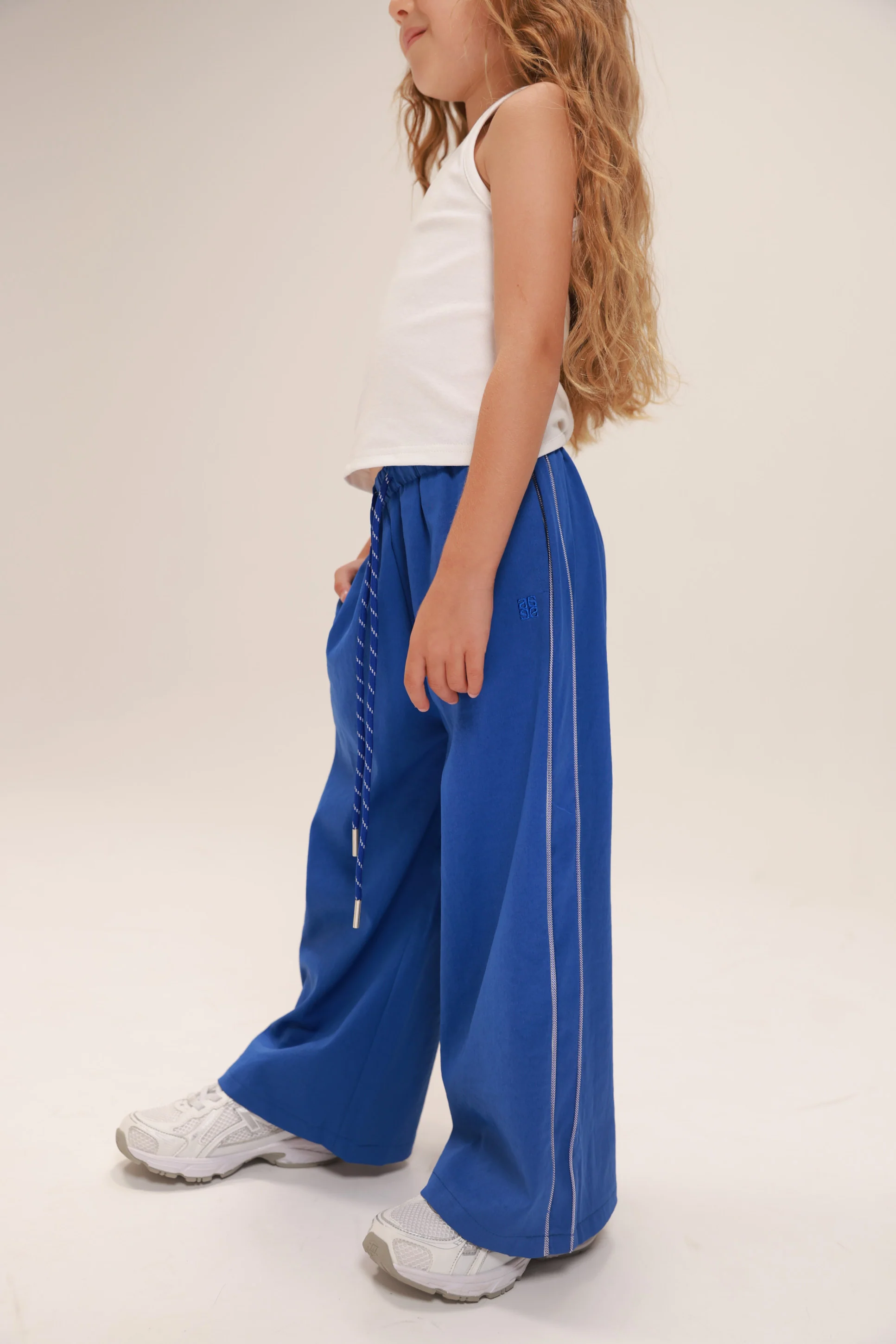 מכנסי רובין כחולים - Image 7