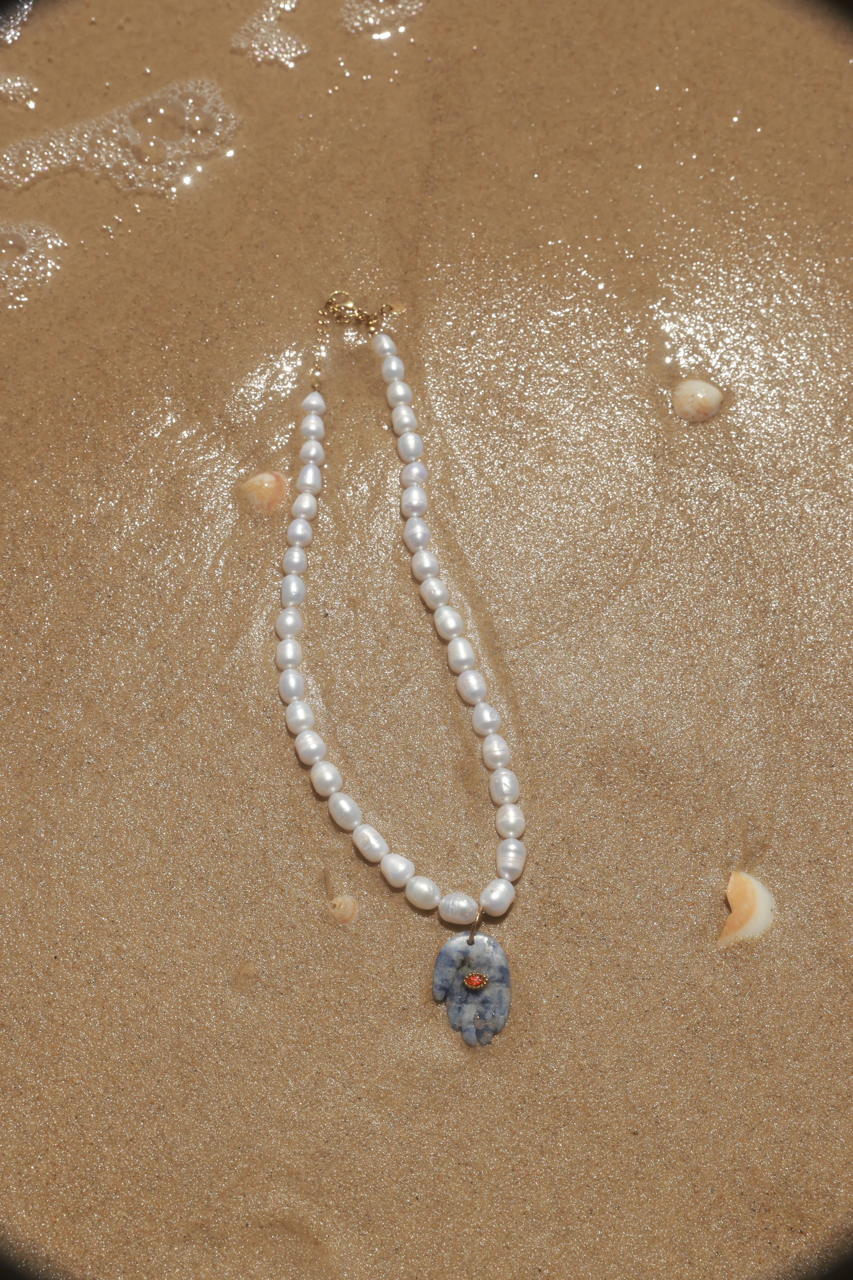 Thea Pearls Necklace - Image 3